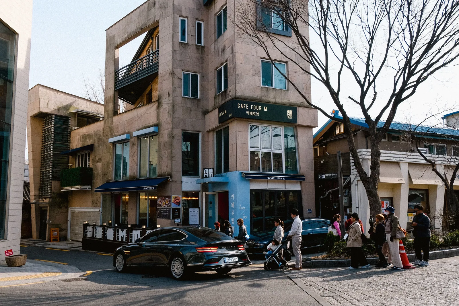 24세 수아, 서울 성수: 매치에서 동거까지