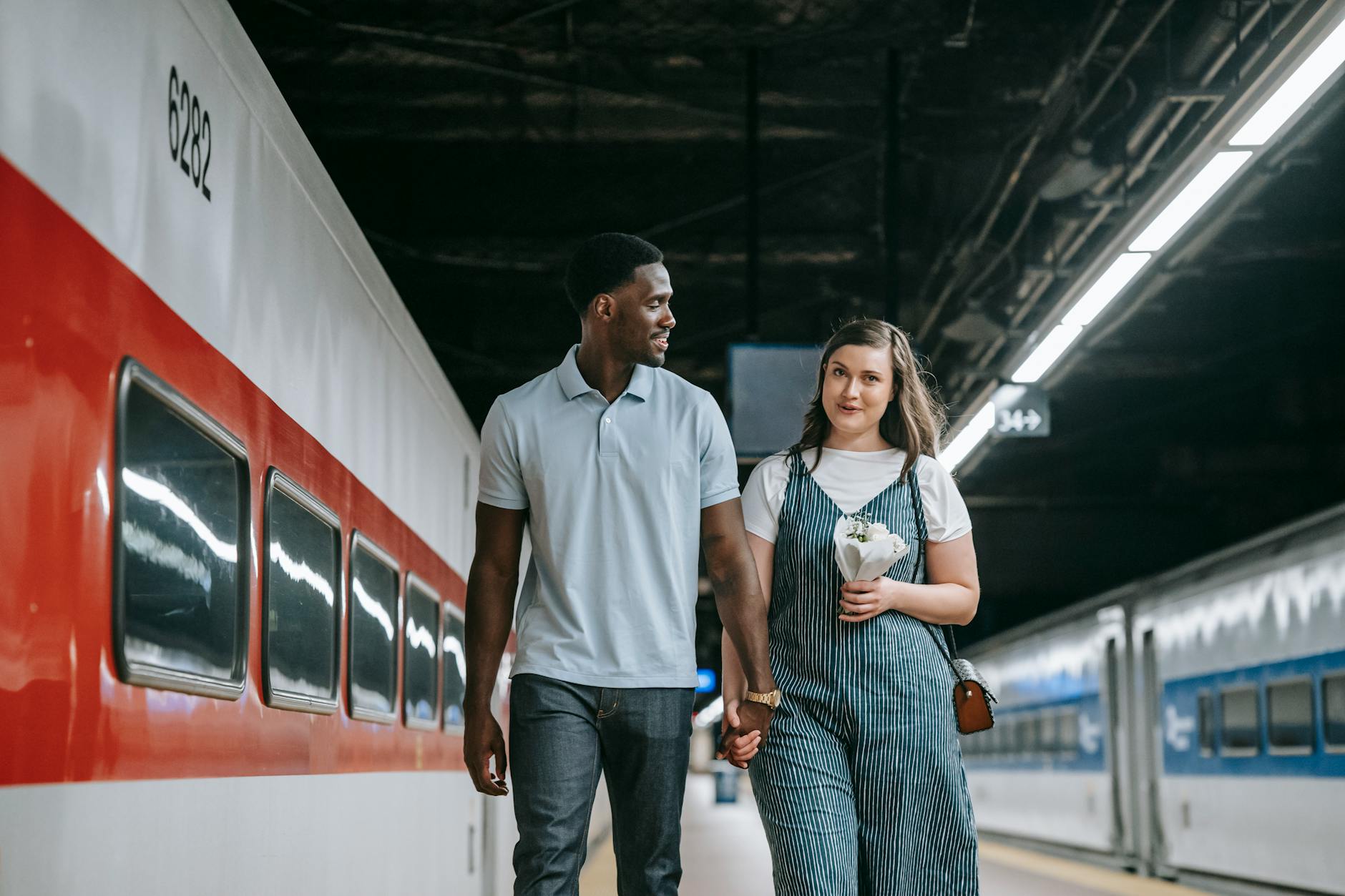Long-Distance Love in Turkey: How Do Intercity Relationships Work?